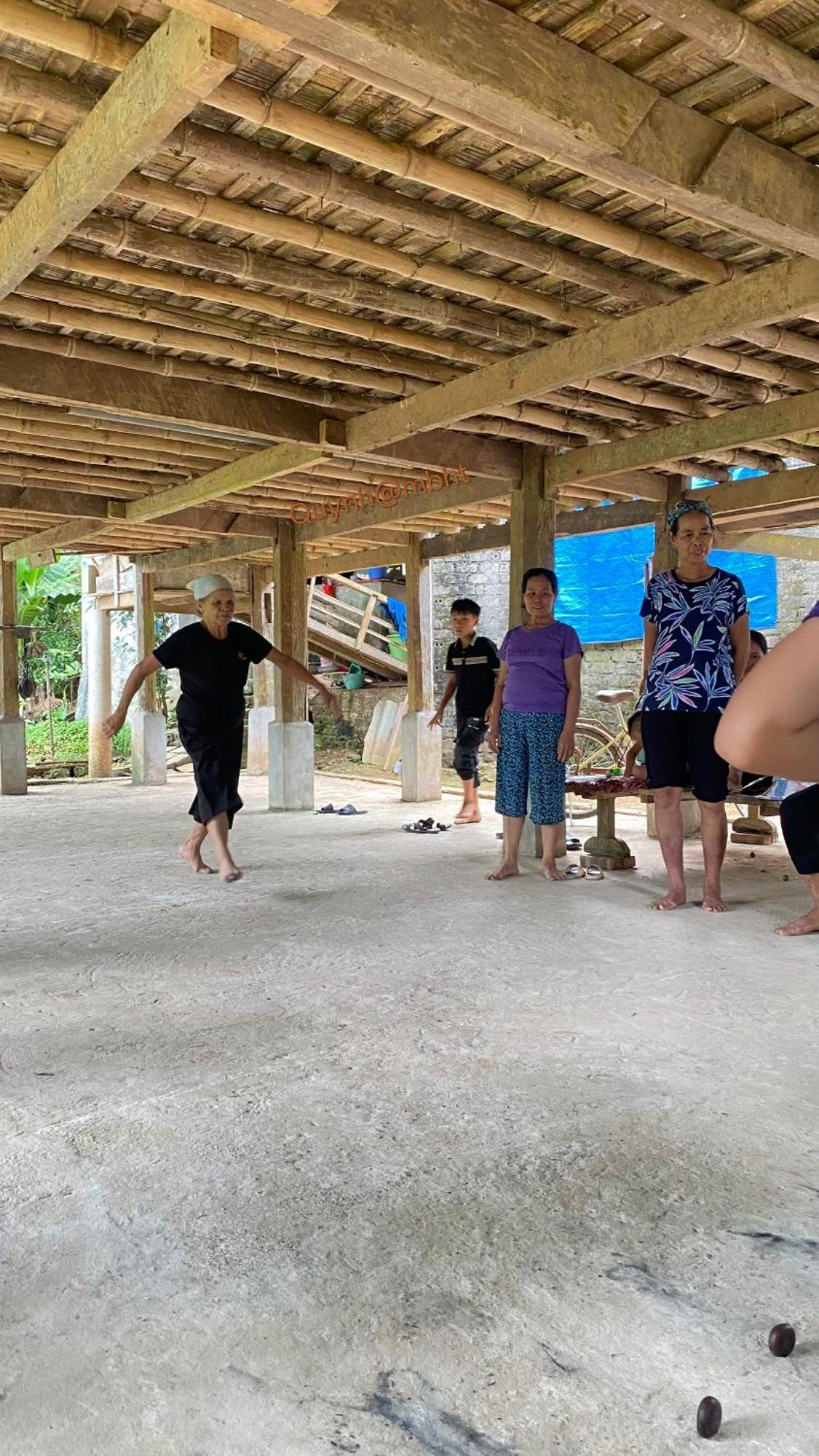 Hòa Bình Muong Bi Homestay מראה חיצוני תמונה